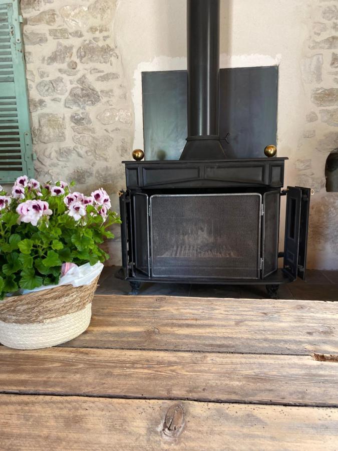 L'Instant Present Apartman Echallon Kültér fotó